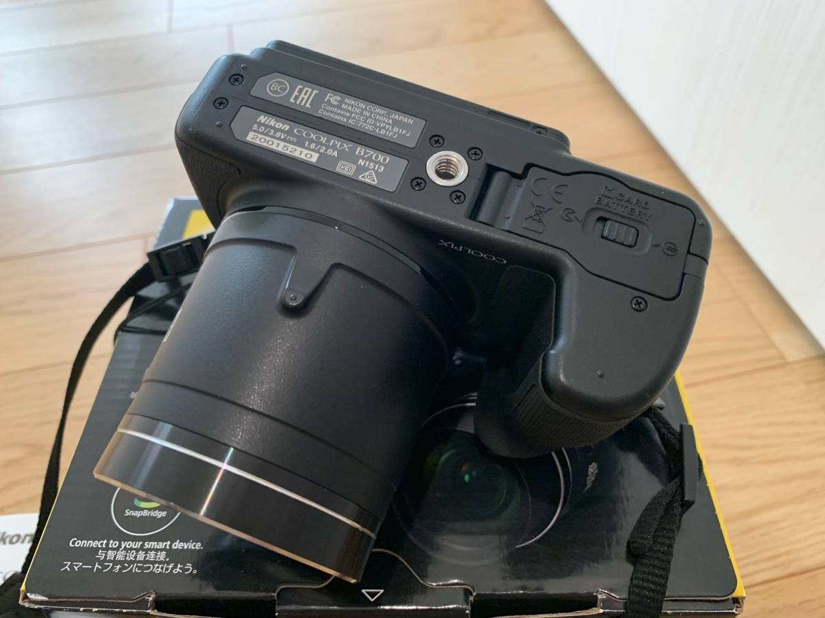 Nikon ニコン COOLPIX B700 光学60倍ズーム バリアングル液晶 4K