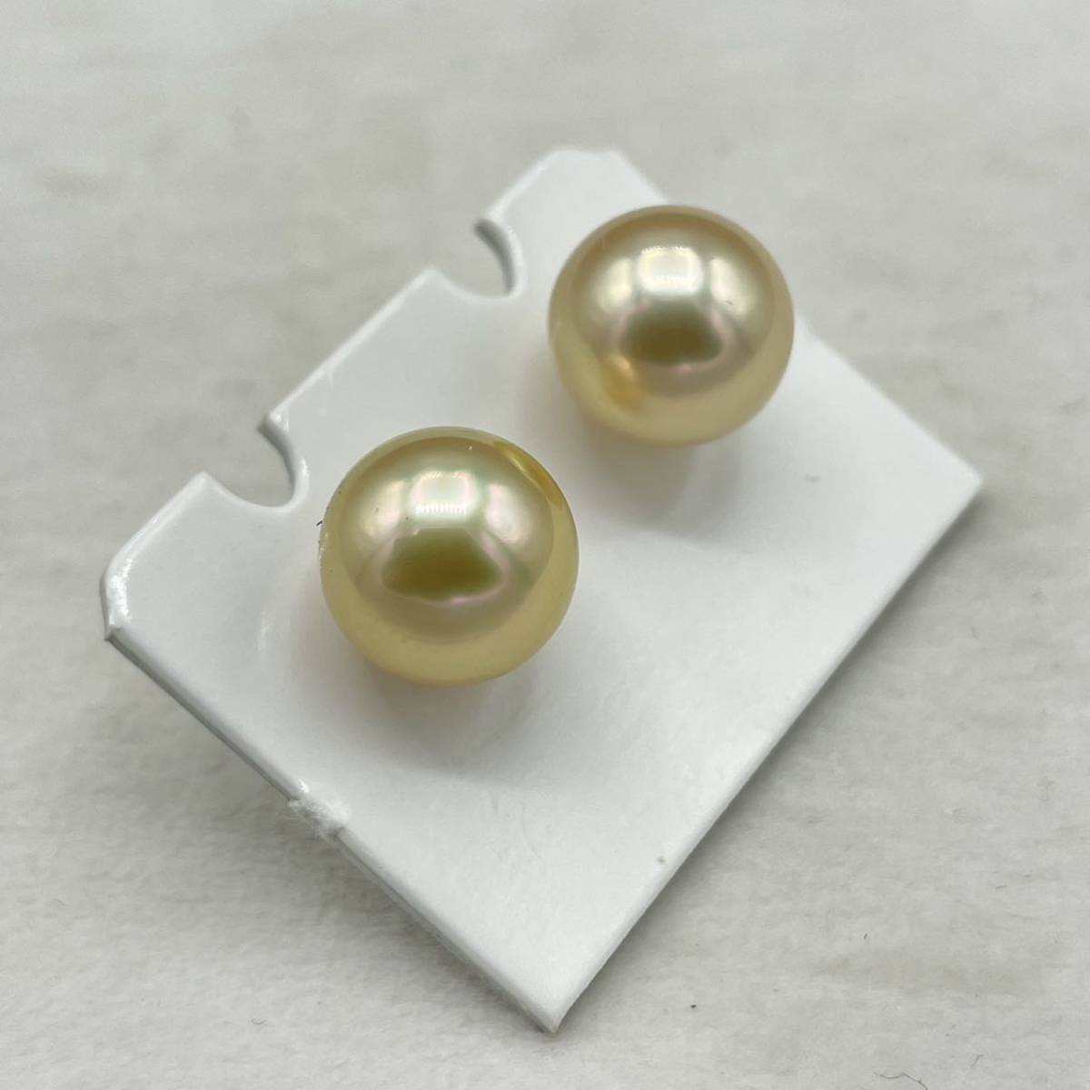 K18天然ナチュラル南洋ゴールドパール(大珠9、7mm)ピアス直結タイプ 