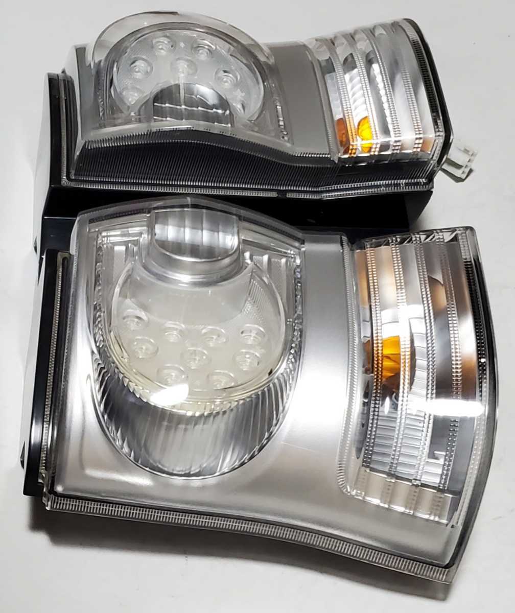 ダイハツ純正 タント カスタム L375S L385S テールランプ 20512 L375S