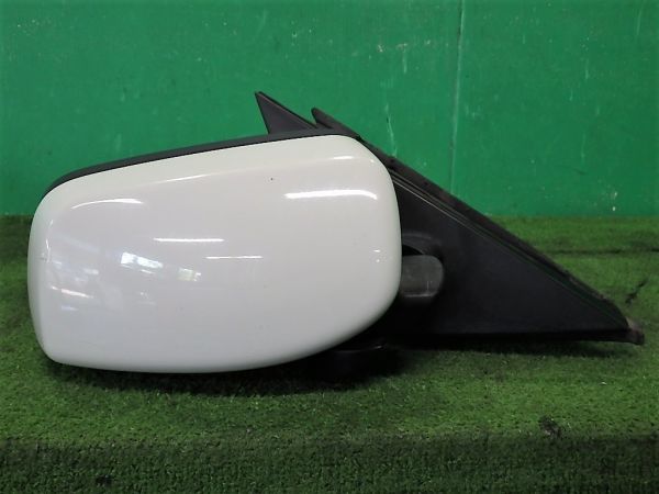 BMW525i[E61後期]ドアミラー(右ミラー)サイドミラー本体 300白