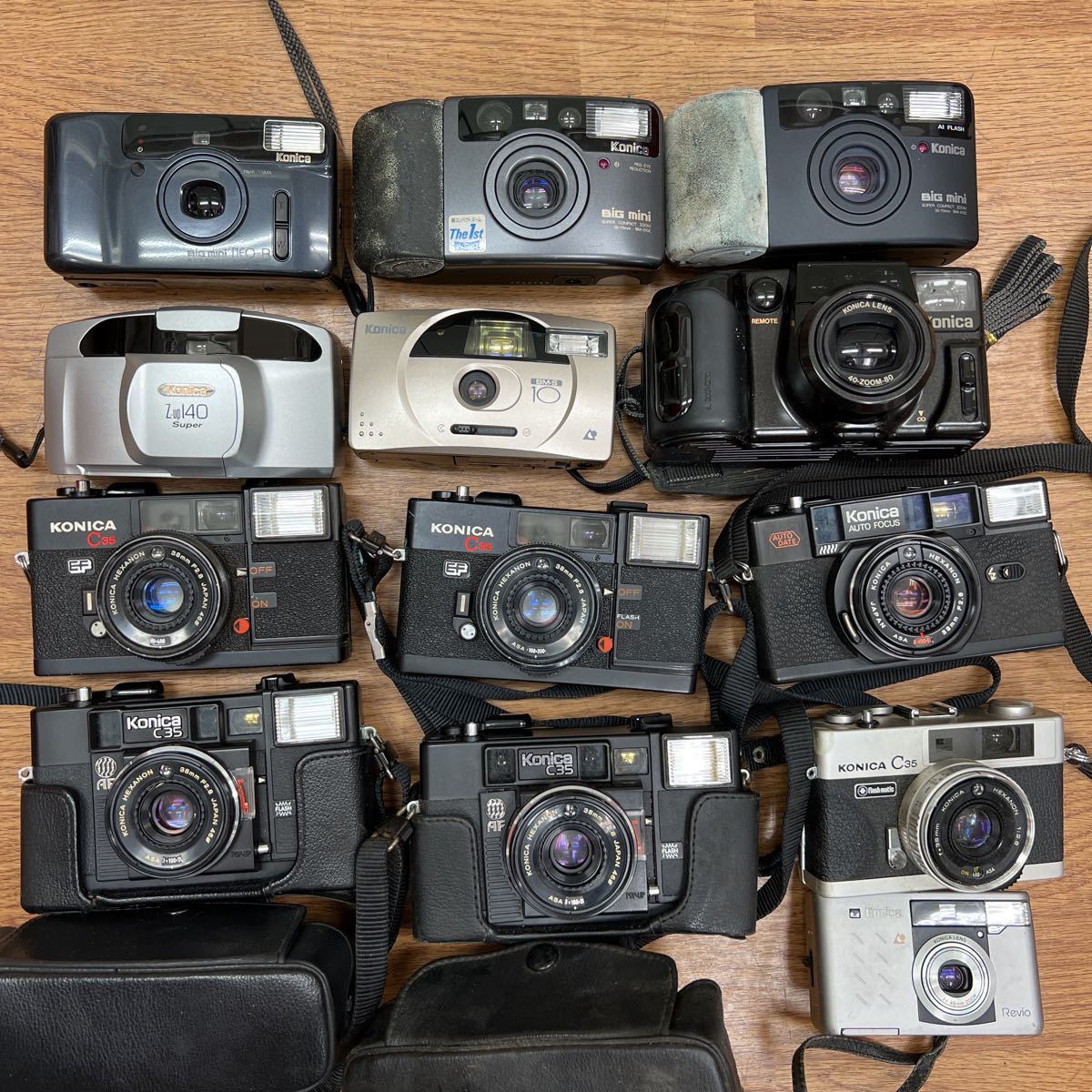 SALE，100%新品 CA40 KONICA コニカ 13台 コンパクトフィルムカメラ まとめて セット Big Mini Z-up C35 EF AF Revio など(コンパクトカメラ)｜売買されたオークション情報、yahooの商品情報をアーカイブ公開 - オークフ コンパクトカメラ