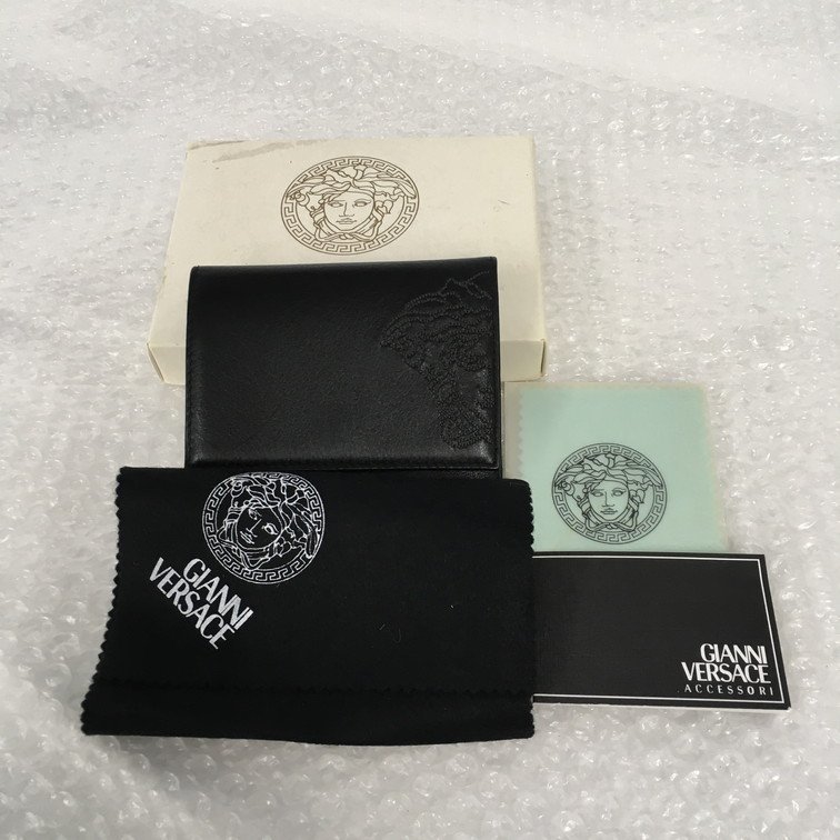 GIANNI VERSACE 三つ折り財布 ブラック クロコ型押し メデューサ 刺繍 