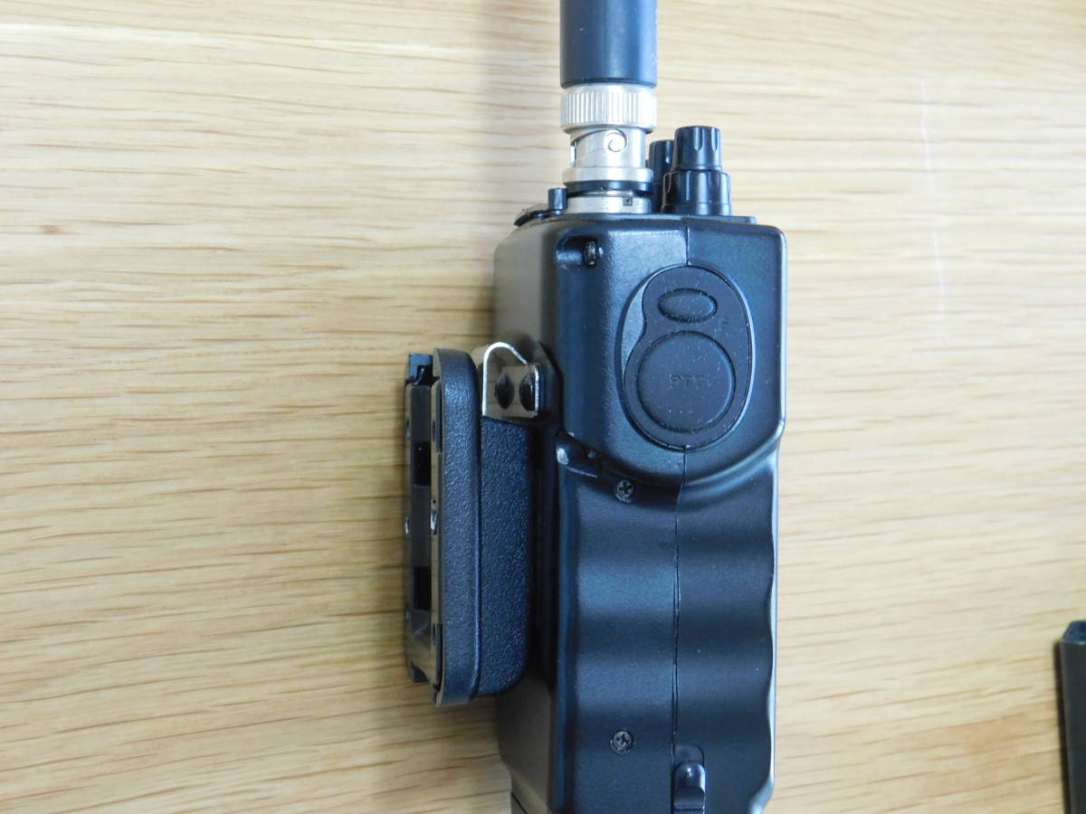 ICOM、IC-W2.アマチュア無線機 アイコム ICOM IC-W2 アマチュア無線 無線機 ハンディー 2バンド