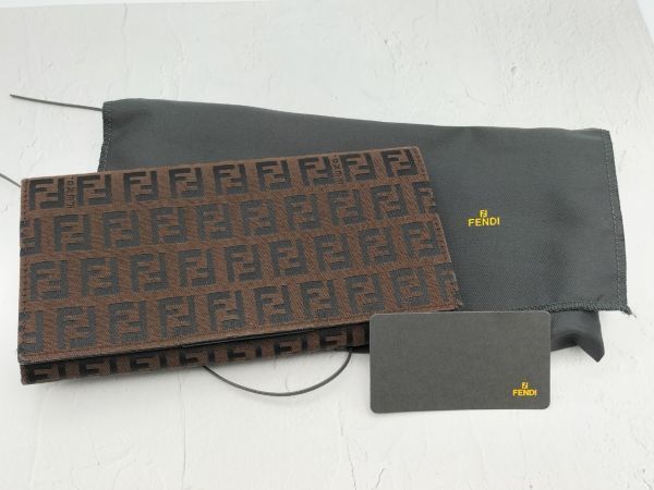 1円～ 中古品 フェンディ FENDI FFロゴ ズッカ柄 二つ折り 長財布