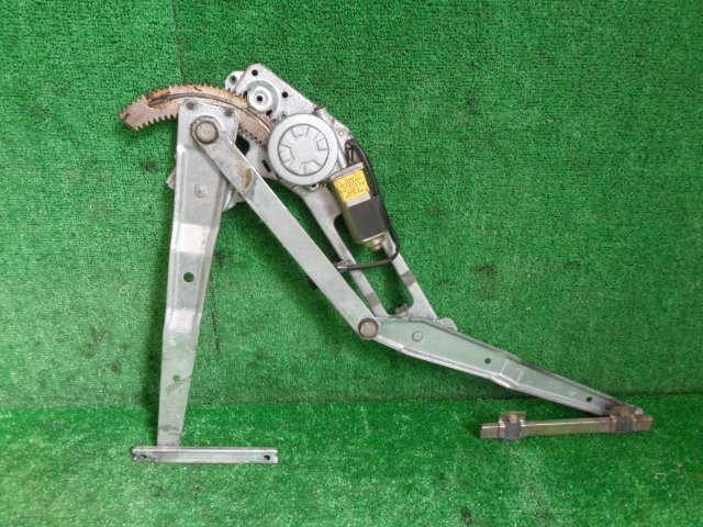 新品，大人気 エルフ PB- NKR81AN 純正右ドアレギュレターASSY 24V 運転席側 パワーウィンドウモーター P/W(内装)｜売買されたオークション情報、yahooの商品情報をアーカイブ公開 - オークファン 内装