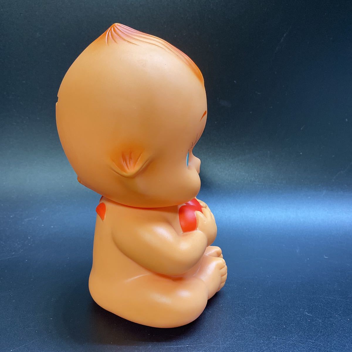 キューピー 人形 ソフビ 貯金箱 ハート抱え 赤羽 ハート 約17cm 希少