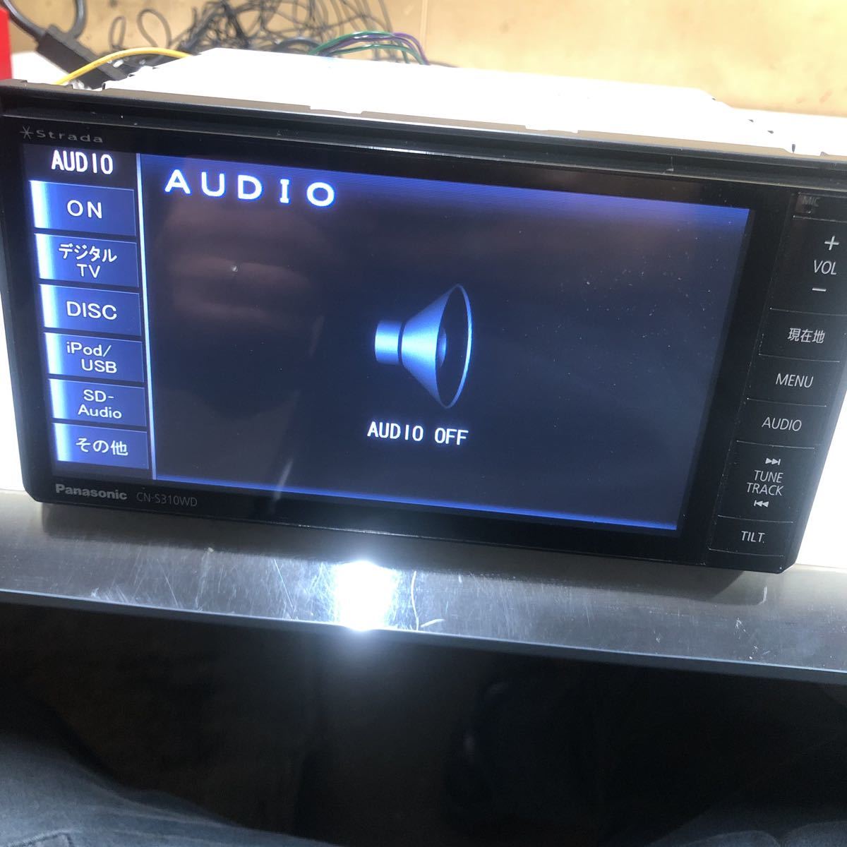 Panasonic ストラーダー　CN-S310WD 地デジ　ワンセグ Bluetooth 地図データ 2012年　10-3