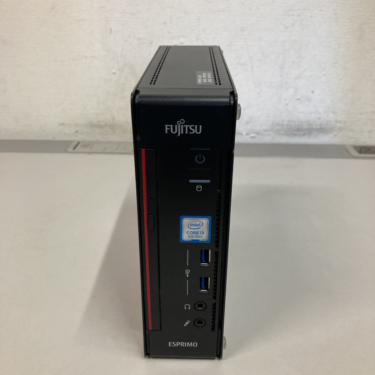 Fujitsu Esprimo ESPRIMO Q558 | 256GB Q558⁄B WIFI SSD Windows 16GB