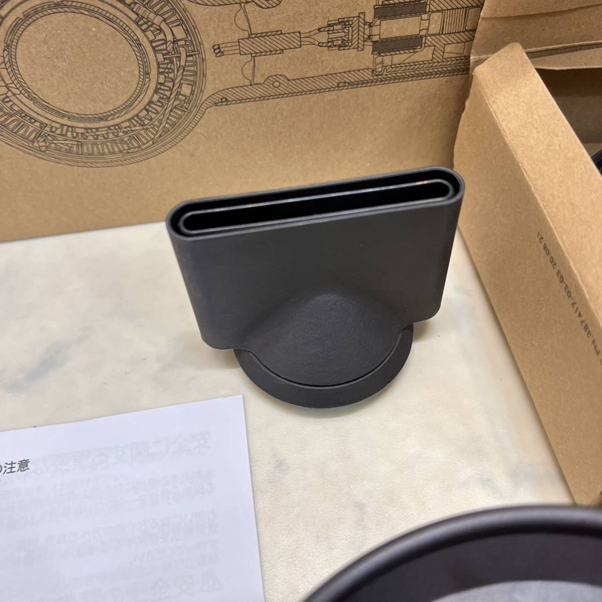 未使用 dyson supersonic ionic 箱、アタッチメント5点 ドライヤー