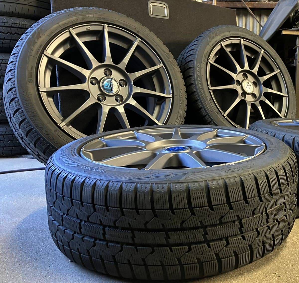 2020年製TOYO付 ボルボ OZレーシング 205/50R17 7J+50 5穴 PCD108 M14 