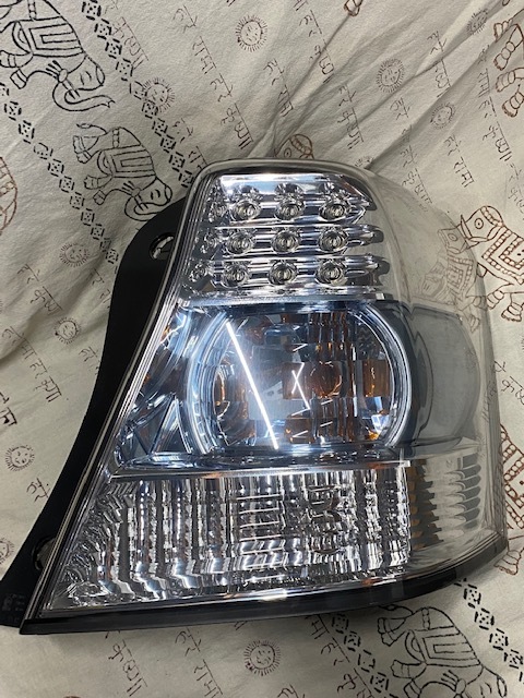 AZK10 純正 SAI 右 サイ テールライト LED トヨタ サイ《AZK10 DAA