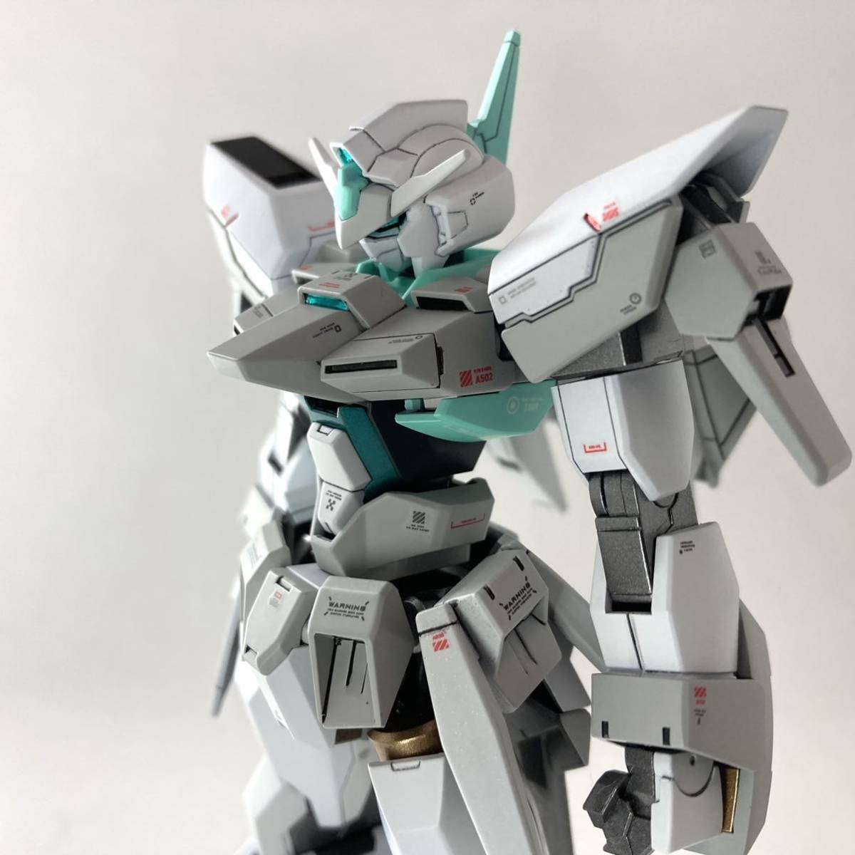 HG 1⁄144 ガンダムAGE-FX 塗装済 完成品 バンダイ 1⁄144 HG AGE