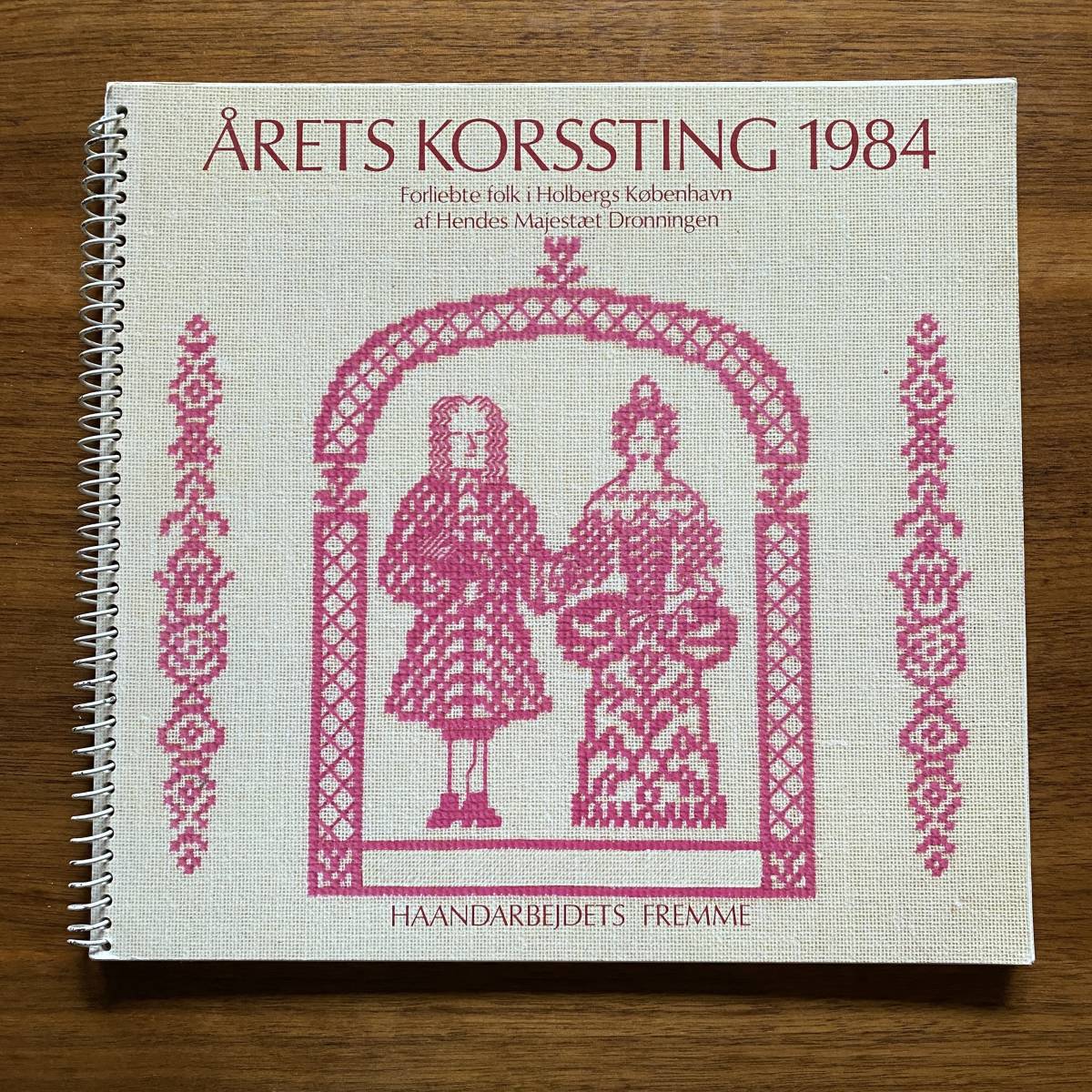 希少 フレメ 図案集 1984年 カレンダー マルグレーテ女王陛下 古書