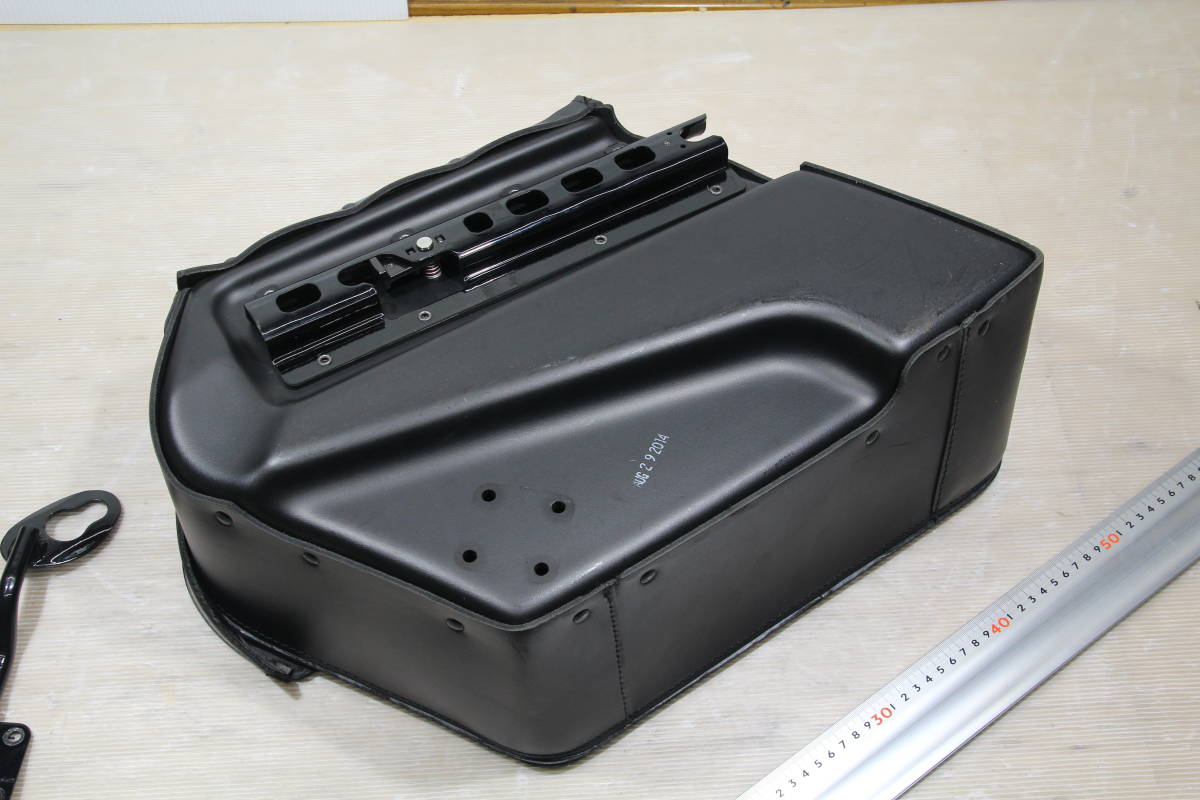 中古 ハーレーダビッドソン純正 デタッチャブルレザーサドルバッグ