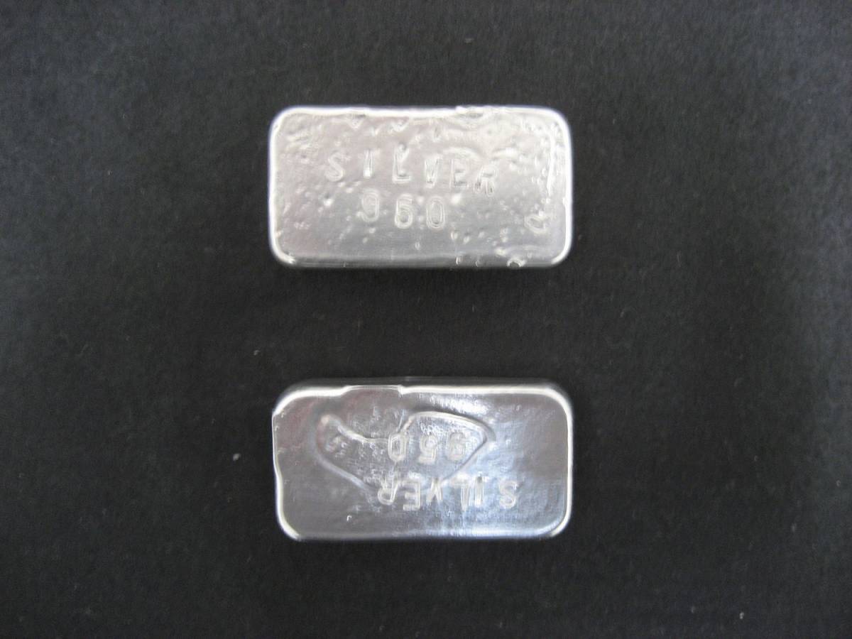【純銀製】シルバーインゴット2枚　サイズ：43mm×22mm×8mm　重さ：68.5ｇ×2枚