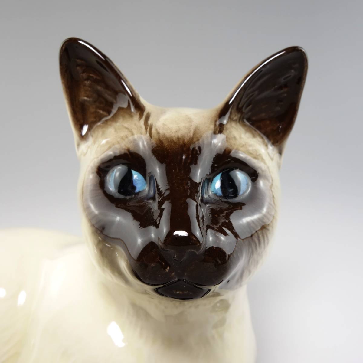 日本ショップ ロイヤルドルトン(Royal Doulton) シャム猫 フィギュリン
