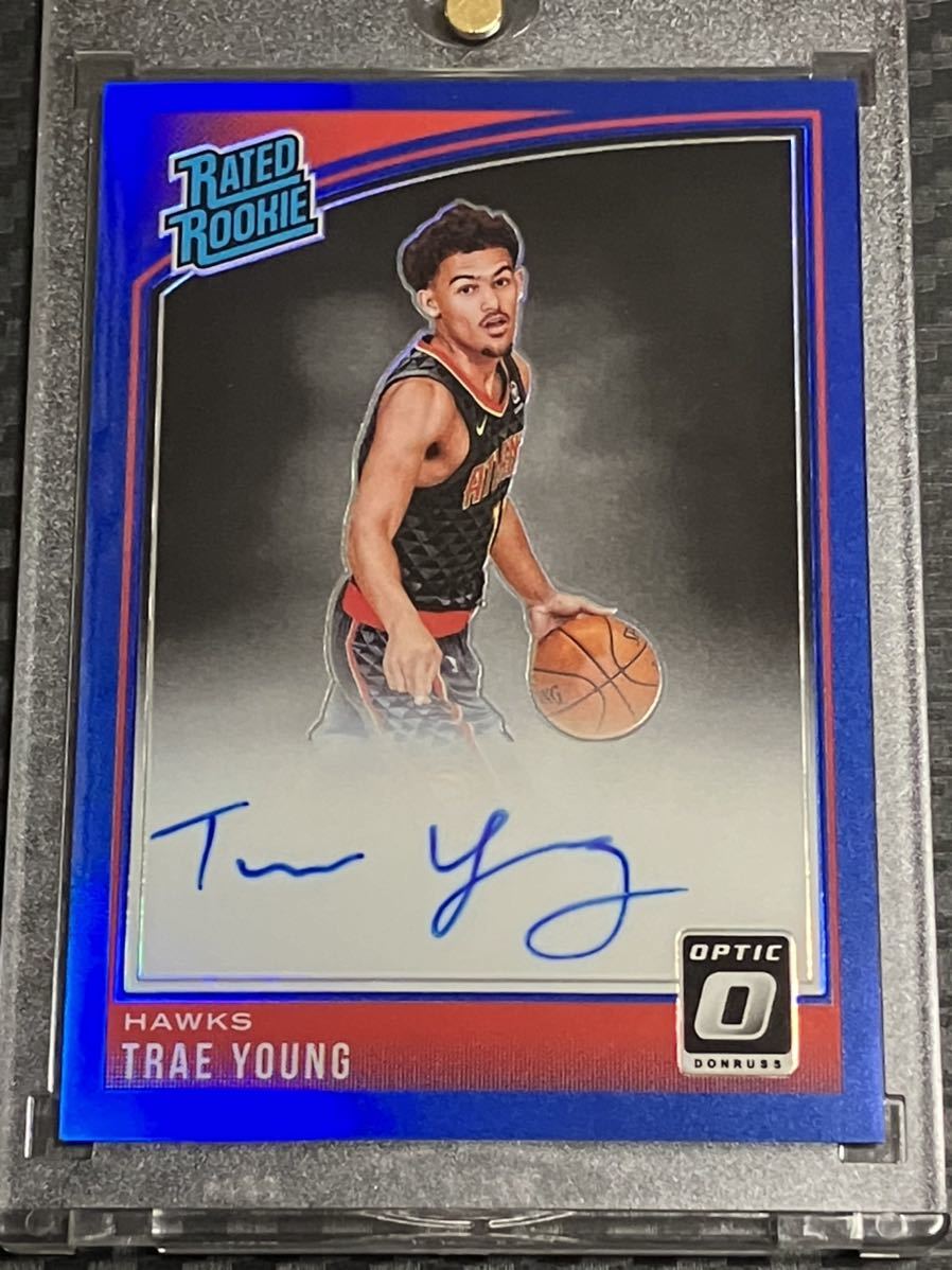2018-19 RC Panini Trae Young Rookie YOUNG AUTO Auto TRAE Hoops