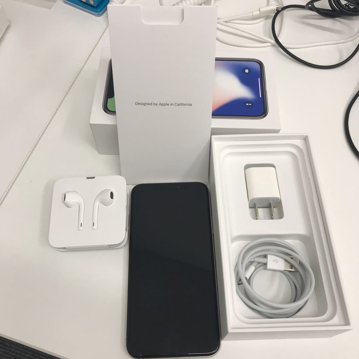 iPhoneX(10)本体  SIMロックあり iPhone X 64GB シルバー ソフトバンク SIM無し リセット済み 64GB X