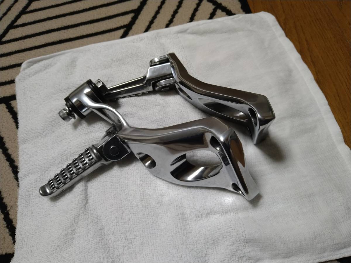 ZRX1200 DAEG R 純正タンデムステップ バフ掛け マフラーステー無し ZRX1200 ダエグ ZRX1100 純正タンデムステップ バフ掛け 送料520円