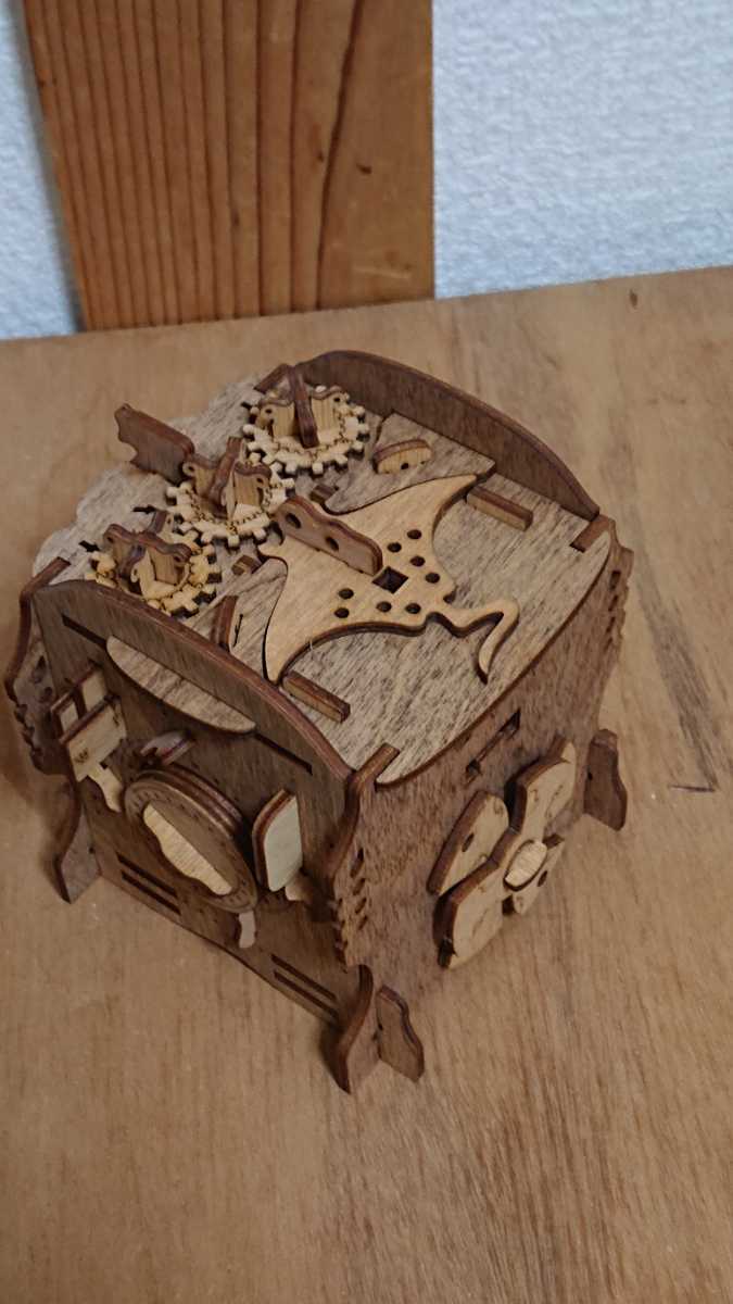 iDventure Cluebox クルーボックス 3D立体パズル cluebox 3D立体 公式通販 | 3種類 クルーボックス送料無料｜木製立体パズル｜謎解きパズル 木製脱出ゲーム 立体パズル 新感覚 謎解き パズル 何度でも解き直し