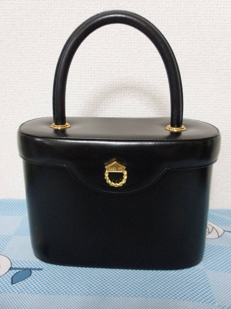  KAZU ITO 黒 レザー ハンドバッグ バニティバッグ レトロ クラシカル バック パーティ フォーマル(皮革製)｜売買されたオークション情報、yahooの商品情報をアーカイブ公開 - オークファン その他