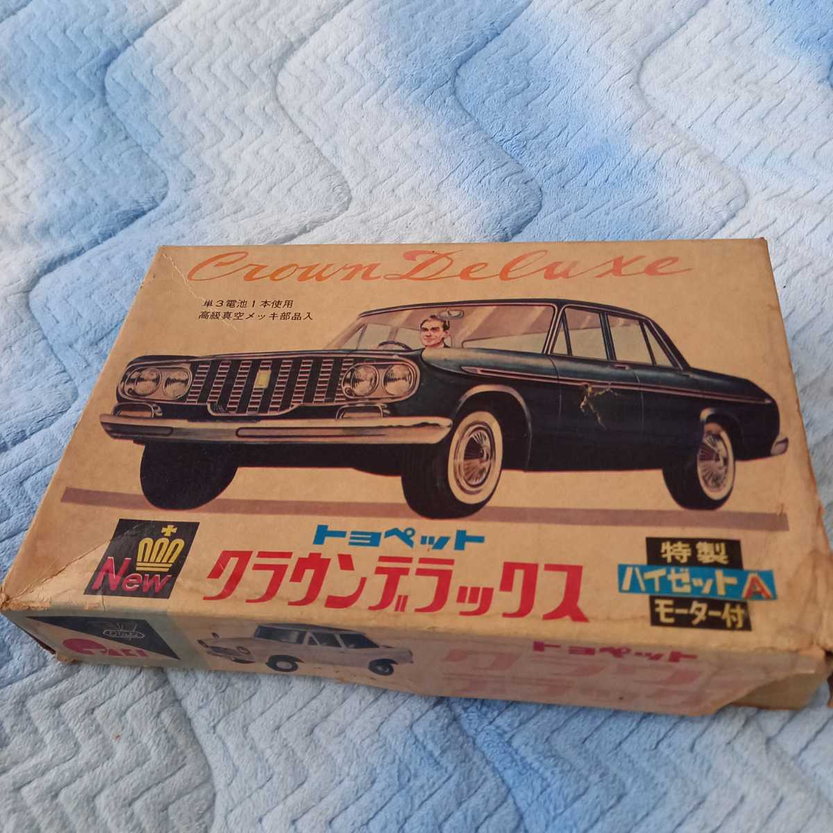 【新作，HOT】 トヨペットクラウン デラックスかなりの古いクラウンのプラモデルキット モーターのみ 有りませんが御覧の通り 未組立 当時物(トヨタ)｜売買されたオークション情報、yahooの商品情報をア トヨタ