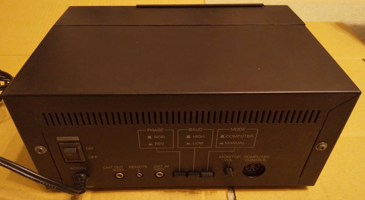 シャープ X1／X1turbo 用データレコーダー『CZ-8RL1』 ※ジャンク扱いで
