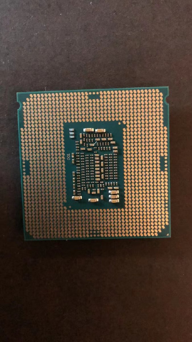 CPU インテル Intel Core I7-7700 プロセッサー 中古 動作未確認