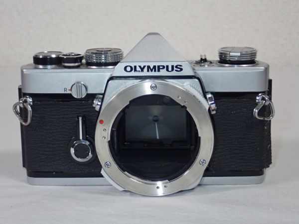 オリンパス OLYMPUS OM-1 / OLYMPUS OM-SYSTEM F.ZUIKO AUTO-S 50mm F1.8 #2 OLYMPUS OM-1 オリンパス シルバー Black レビュー｜撮影者の意思のみが写真表現