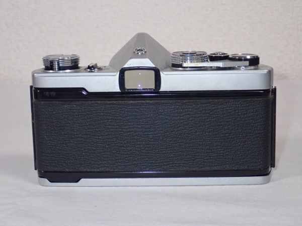 オリンパス OLYMPUS OM-1 / OLYMPUS OM-SYSTEM F.ZUIKO AUTO-S 50mm F1.8 #2 OLYMPUS OM-1 オリンパス シルバー Black レビュー｜撮影者の意思のみが写真表現