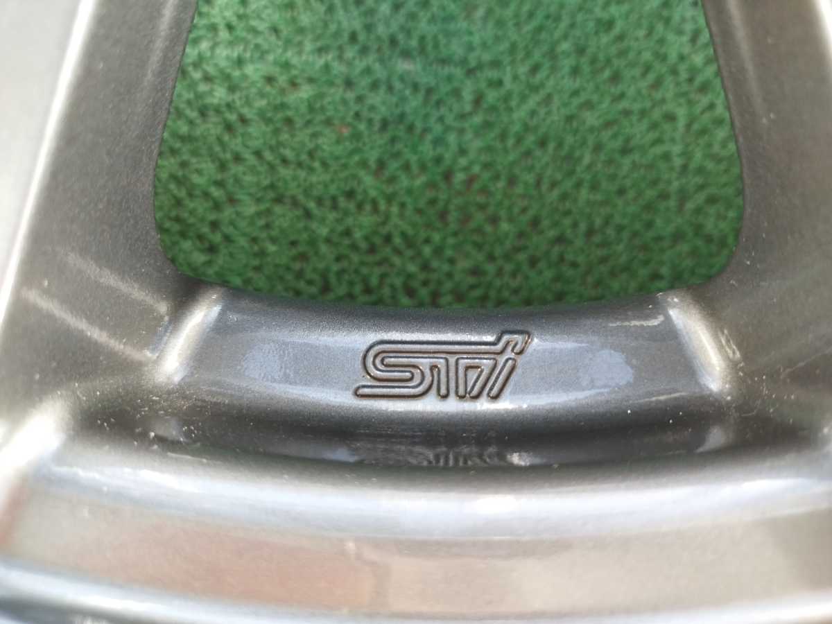 希少】新品 スバル レガシィ STI 純正オプション 7.5J 18インチ