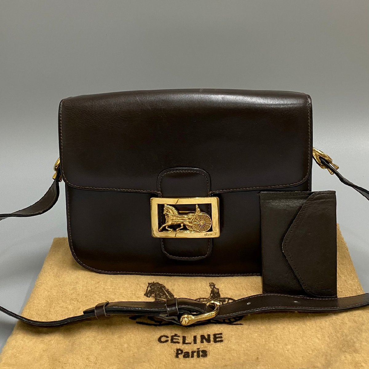 低価，2026 1円 極 保存袋付 CELINE セリーヌ ヴィンテージ 馬車金具 ロゴ 金具 レザー 本革 ミニ ショルダーバッグ ブラウン 茶 89266(ショルダーバッグ)｜売買されたオークション情報、yahooの商品情報をア かばん、バッグ