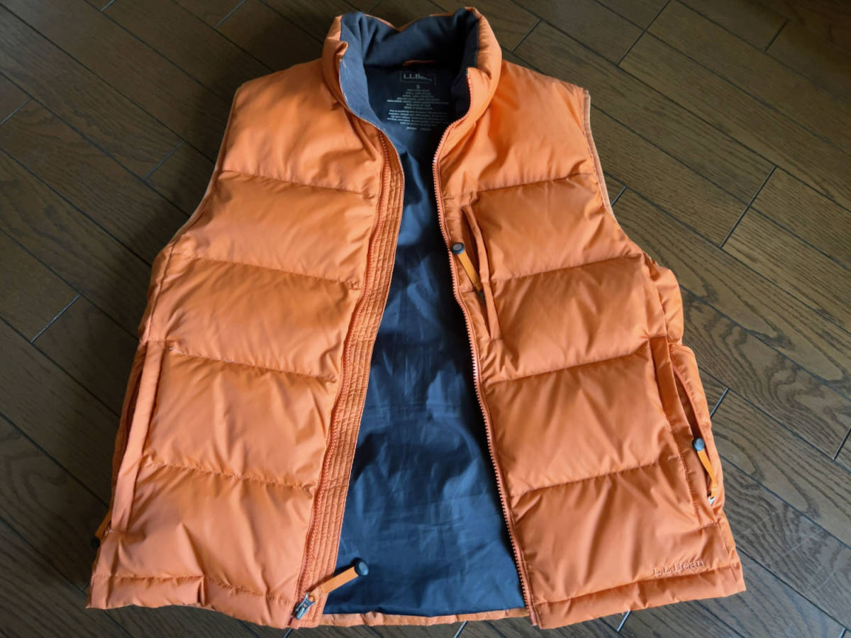 L.L.Bean LL ビーン ダウン ベスト オレンジ色 Sサイズですが、大きめ 
