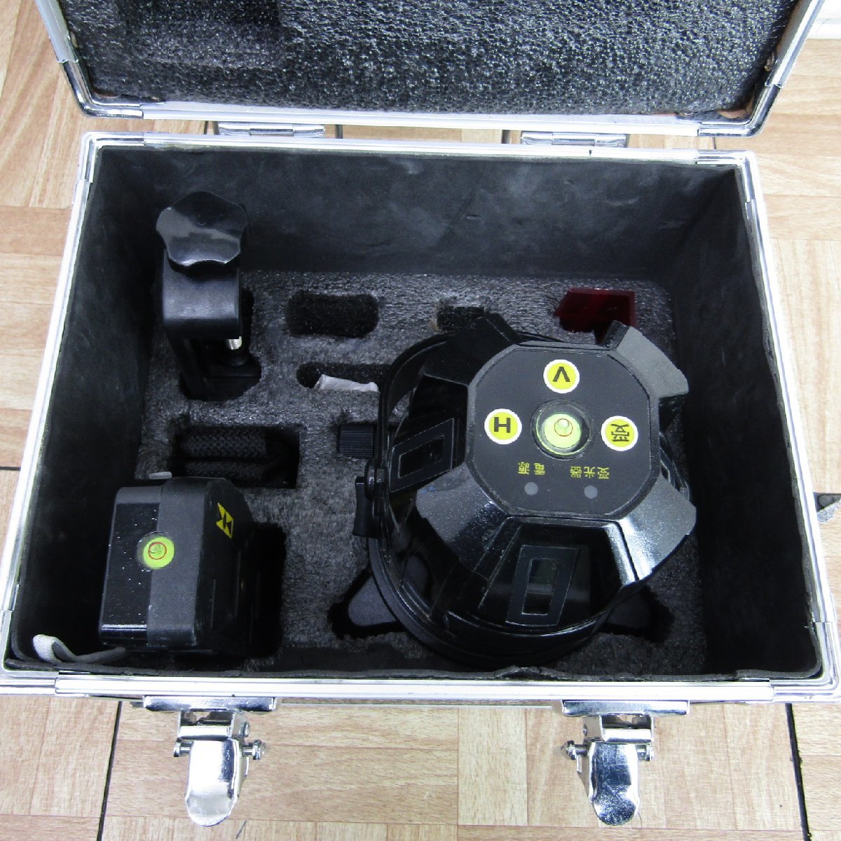 グリーンレーザー墨出し器 マイト工業 MGL-411GP 中古品 マイト工業