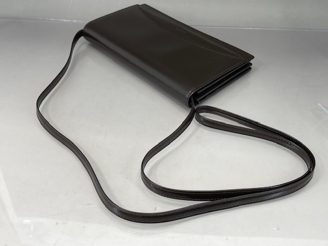 LOEWE ロエベ ショルダーウォレット &frasl; ゲートポシェット ゲート ポシェット - ウォレット ポーチ アマソナ 箱 超美品♪LOEWEロエベ 黒×白 GATE ホヤ