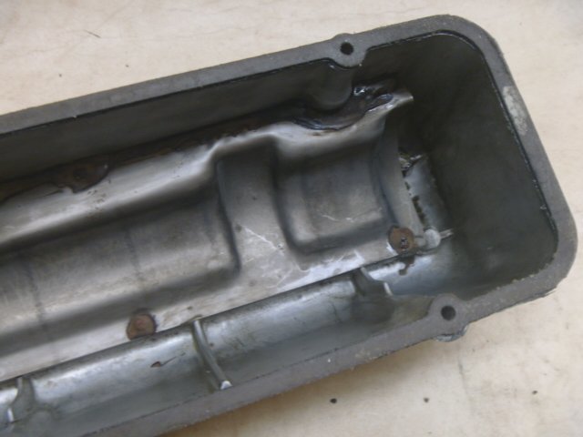 ニッサン純正☆L型6気筒エンジン.バルブカバーNISSAN.OHC☆タペット