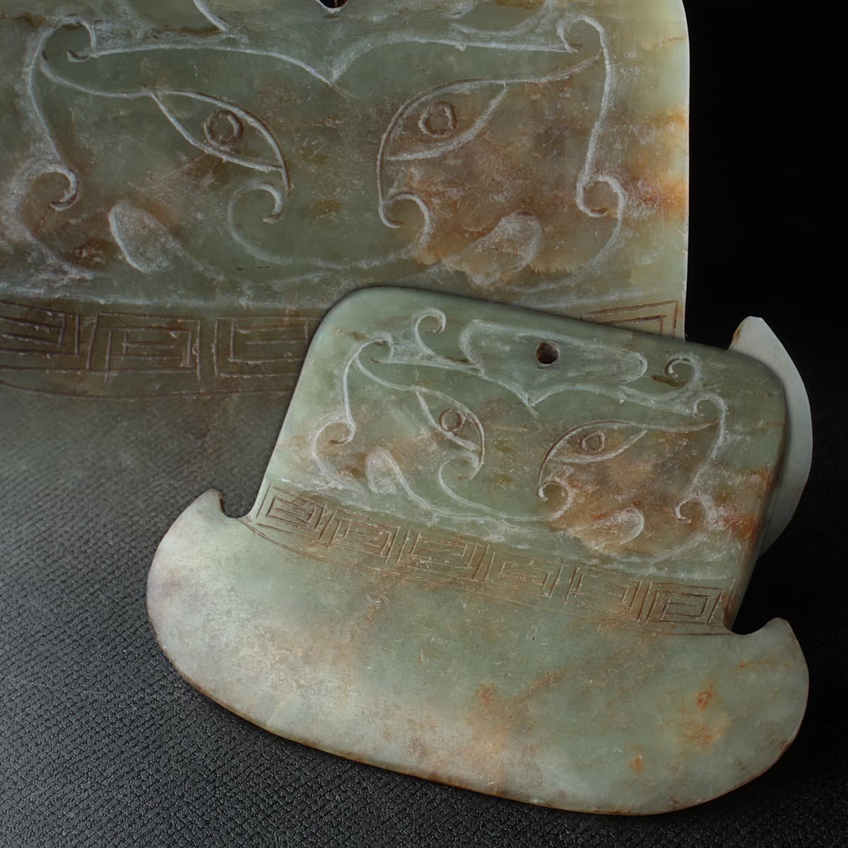 【定番人気，セール】 EF267 中国美術 青玉饕餮紋斧形佩 玉彫饕餮文斧形提げ飾玉 縦6cm 重72g 玉佩(東洋彫刻)｜売買されたオークション情報、yahooの商品情報をアーカイブ公開 - オークファン その他