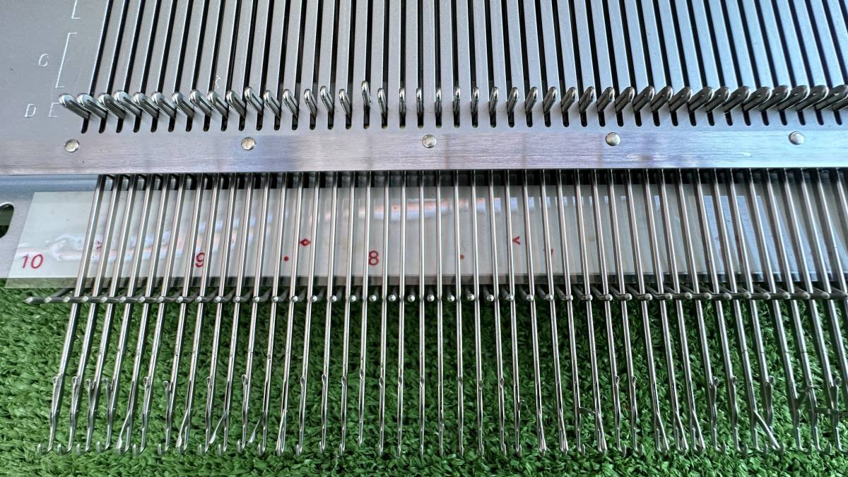 編み機 シルバー パンチカード SK-327 カンタン7 - メルカリ Silver
