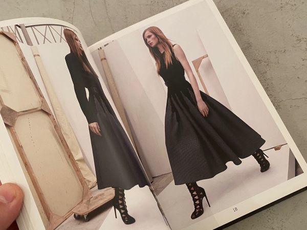 Azzedine Alaia steidl アズディン・アライア ルックブック カタログ