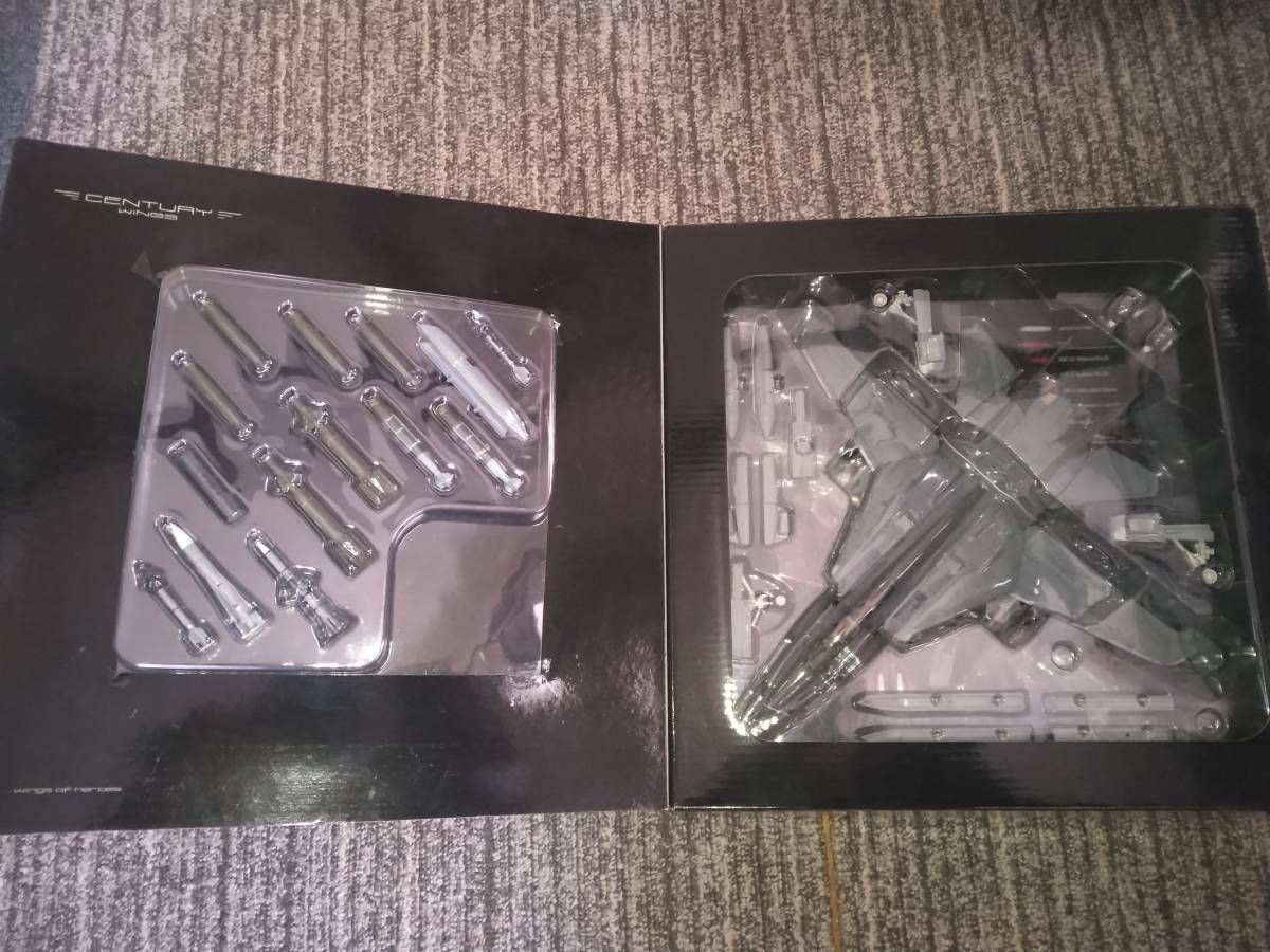 1/72 CENTURY WINGS F-14 TOMCAT U.S.NAVY VF-154 BLACK KNIGHTS NF100