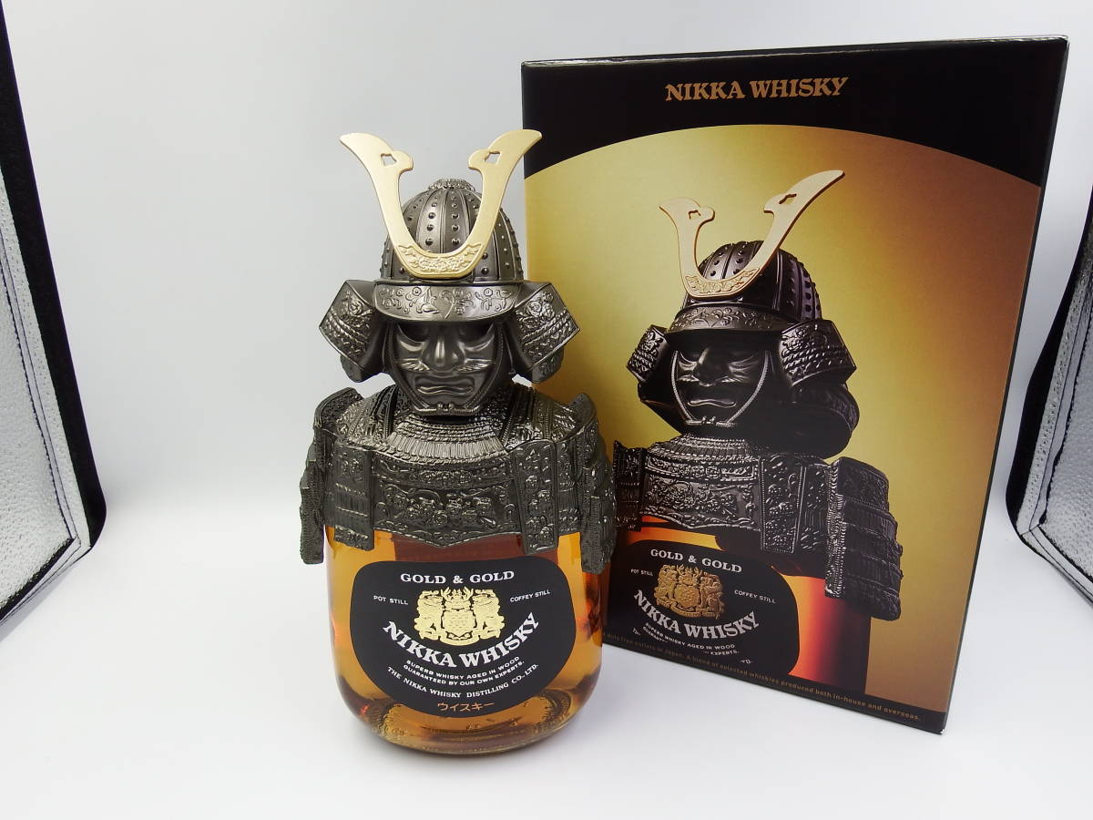 値下げ　新品未使用　長場雄　ヴィーナス　フィギュア　限定品 ○NIKKA/ニッカ/GOLD & GOLD/G&G/兜/かぶと/43%/白/750ml/箱付き