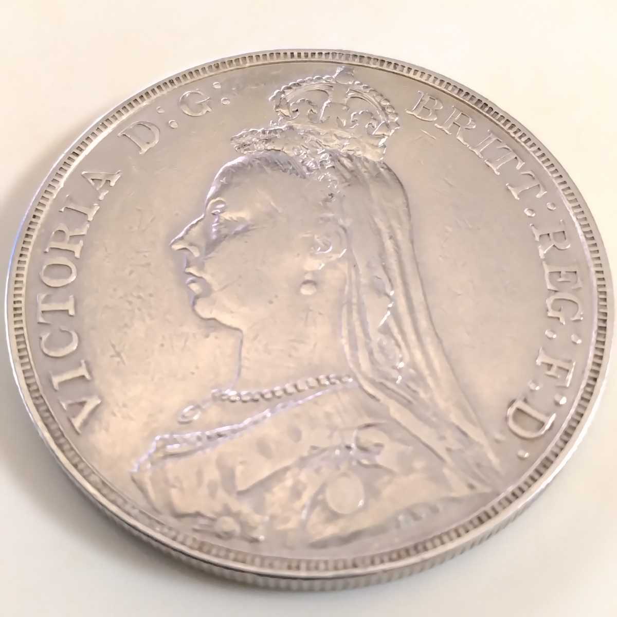 イギリス 1889 クラウン銀貨 ヴィクトリア ジュビリーヘッド 得価，HOT