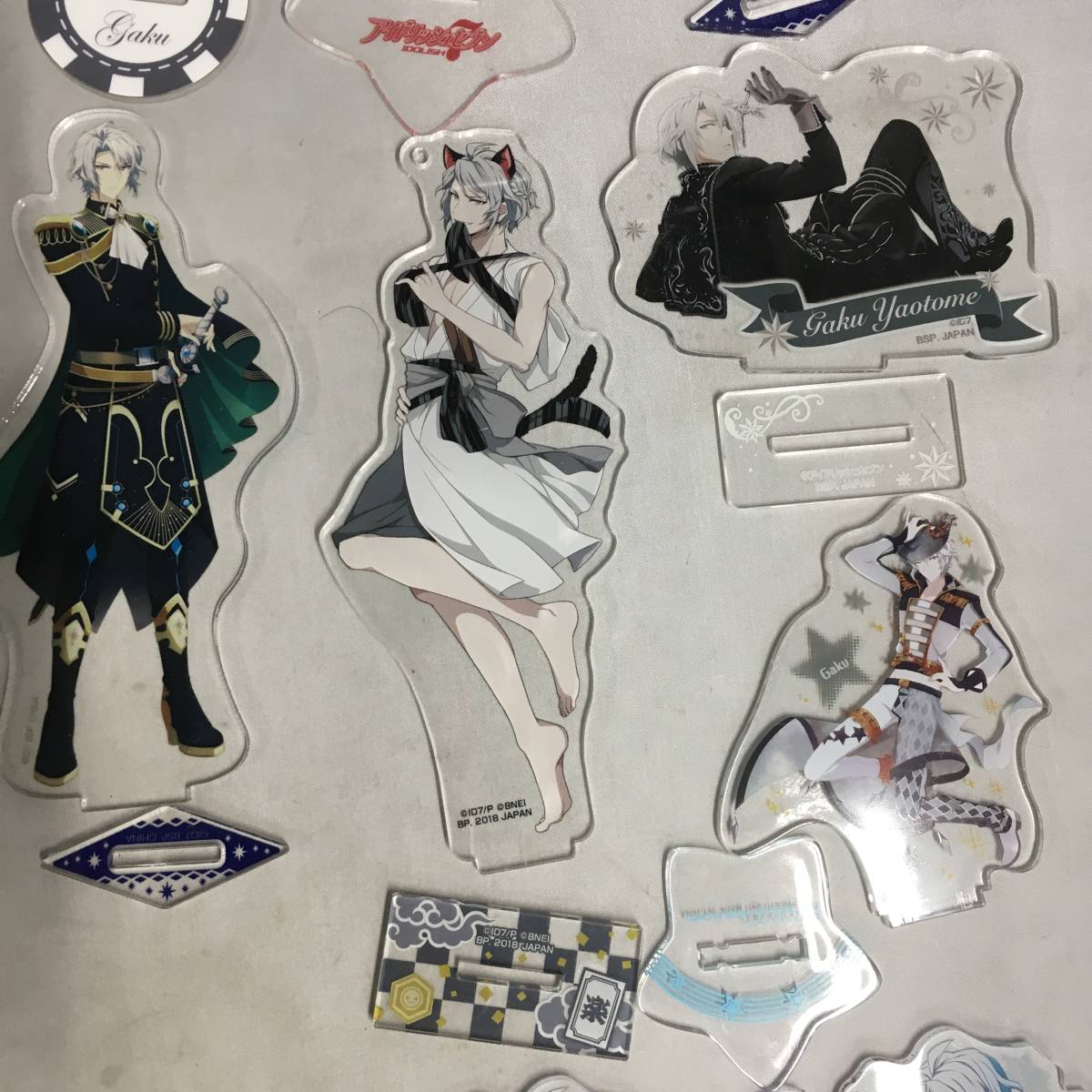 画像3枚バラ売り可 アイナナ 楽 缶バッジ アクスタ 等 まとめ