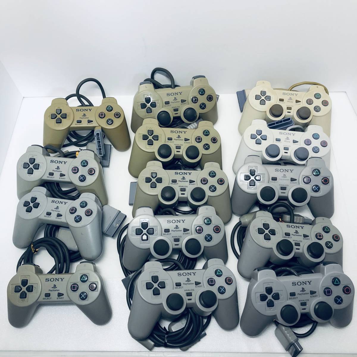【ゲームアクセサリ14点】動作未確認 SONY PS1 コントローラー SCPH-1010 (2個)/ SCPH-1080 (2個)/ SCPH-1200 (8個) / SCPH-110 (2個)