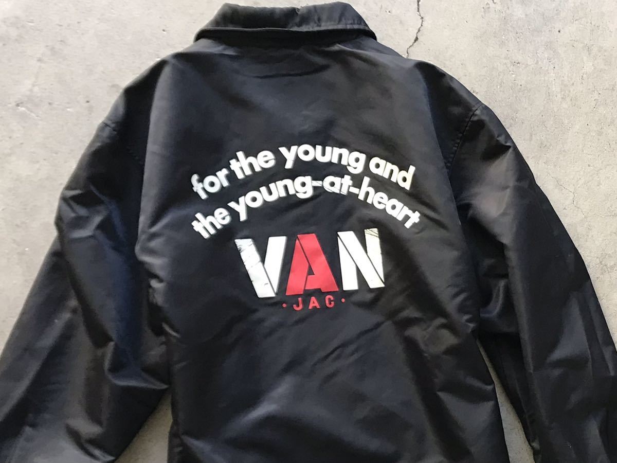 VAN JAC アーチロゴプリント ナイロン コーチジャケット M ヴァン 