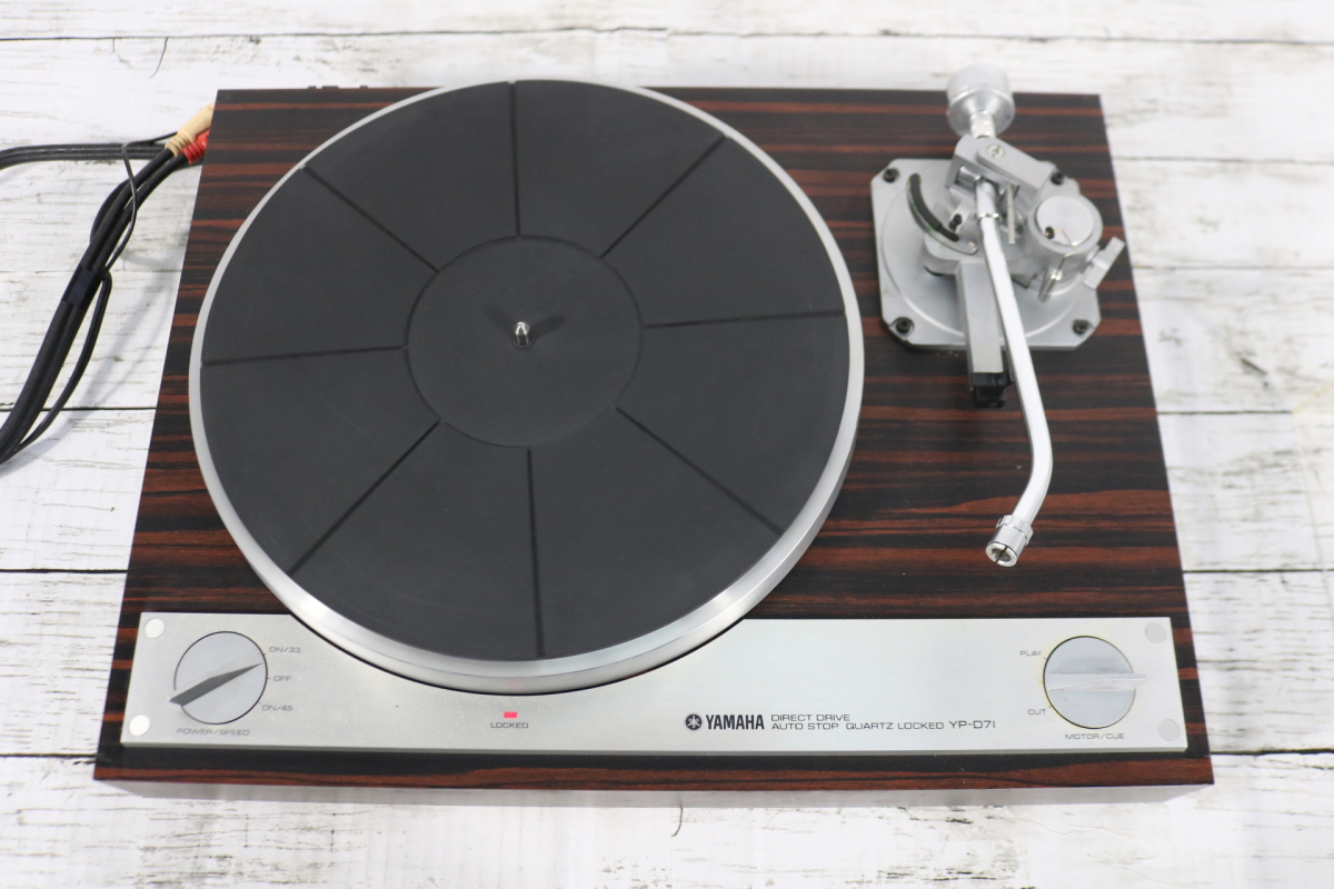 YP-D71 Yamaha Turntable Record Player Direct Drive ヤマハ