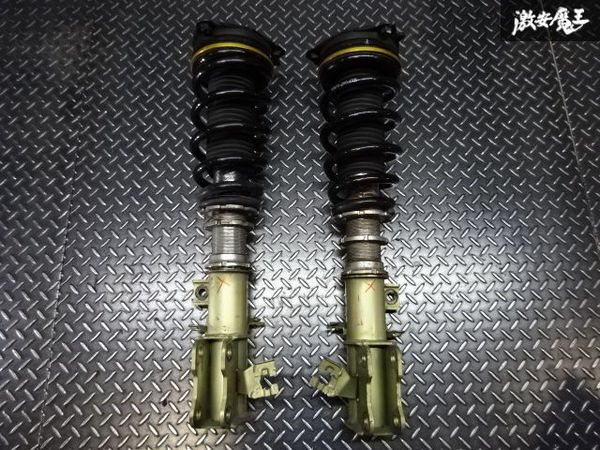 車 日産エルグランドE52前期型 純正 サスペンションキット 左右セット