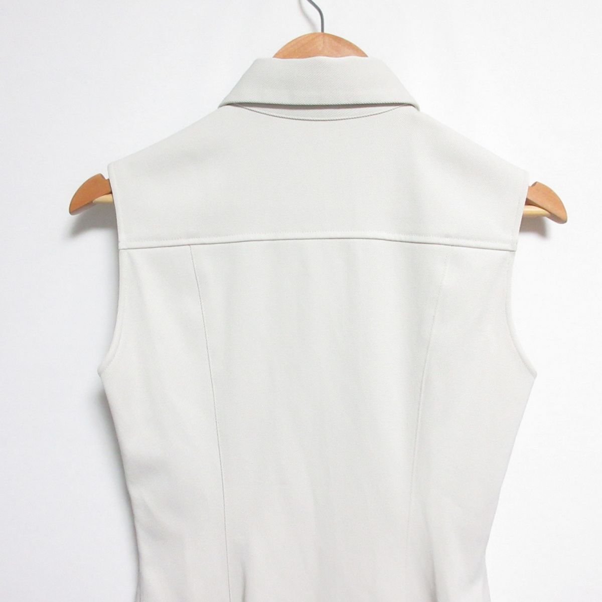 美品 FOXEY NEW YORK フォクシーニューヨーク ストレッチ ノースリーブ 