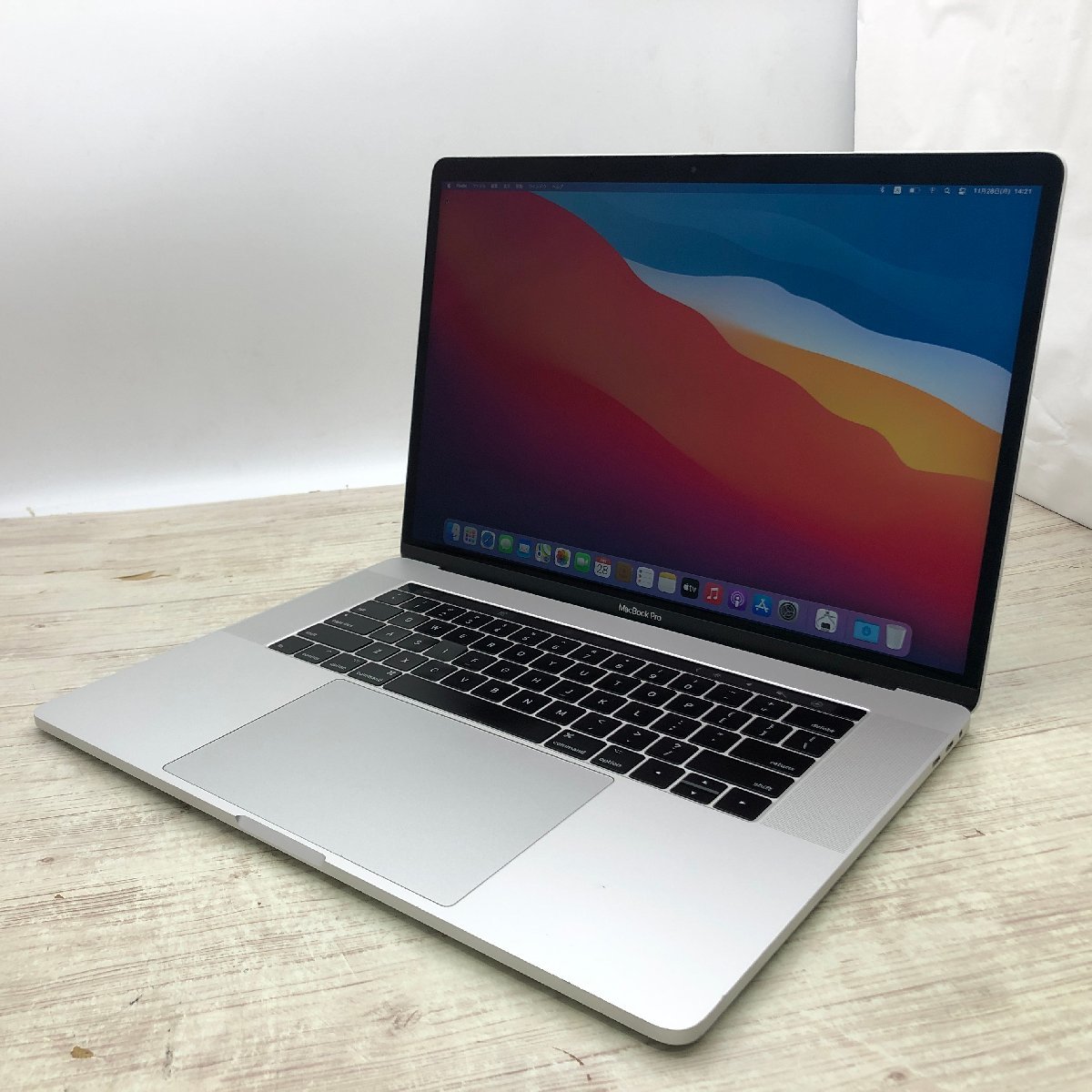 Apple MacBook Pro 15inch 2017 Core i7 2.90GHz/16GB/512GB(NVMe