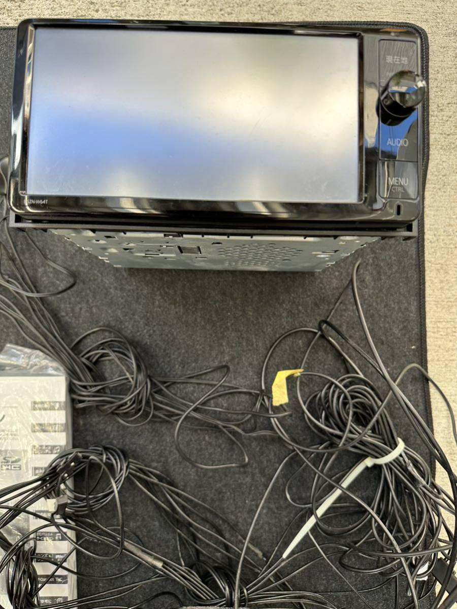 トヨタ 純正 ナビ 7インチ ワイド NSZN-W64T Bluetooth フルセグ DVD